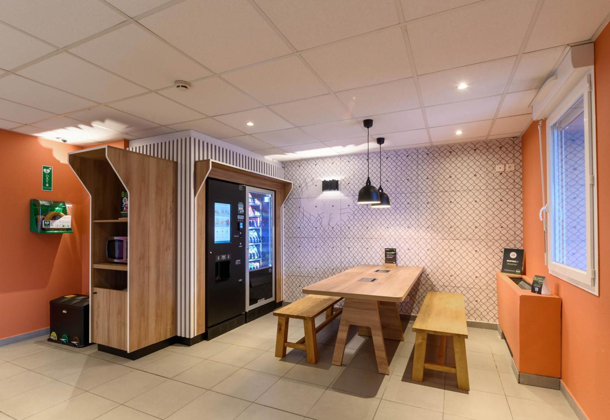 B&B Hotel Compiegne Thourotte Екстериор снимка